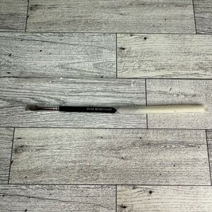Bare-Escentuals Precision Eyeliner Authentic Eye Make-Up Brush NEW